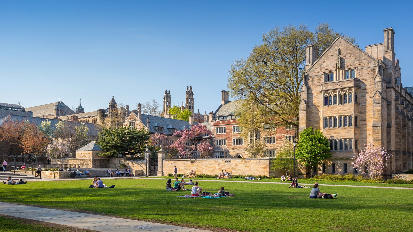 A Black Yale Student Took A Nap In A Dorm Common Room A