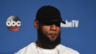 Report: LeBron Doesn't Want To See Your Damn PowerPoint Presentation