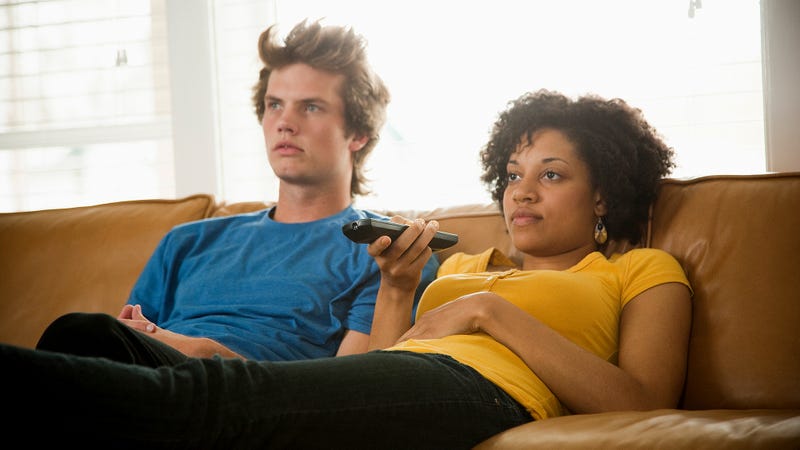 Illustration for article titled Pros And Cons Of Binge-Watching