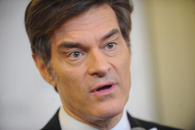 Illustration for article titled Dr. Oz's Defense Against Critics: My Show "Isn't A Medical Show"