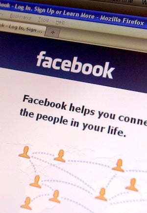 Illustration for article titled Facebook Factors Into 20% Of U.S. Divorces