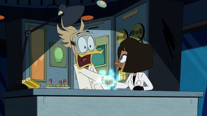 Illustration for article titled DuckTales lets Fenton define himself outside of Gizmoduck–and Mark Beaks outside of hashtags