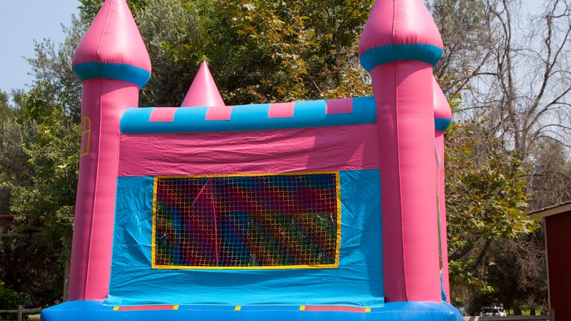 Illustration for article titled Every Parent’s Dream: This Moon Bounce Is Just Kids, No Pedophiles!