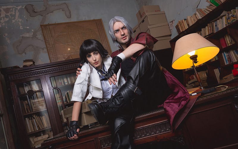 Devil May Cry Cosplay Gets A Little Romantic
