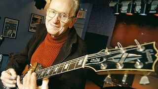 Illustration for article titled Les Paul, Guitar Legend, Dies at 94