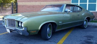 Illustration for article titled It tears me up that I can't make this Cutlass S Sport Coupe work. But I can recover. Gorgeous.