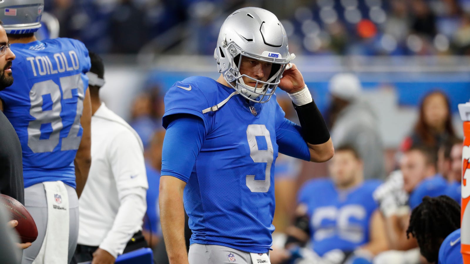 Somebody Get Matthew Stafford Some Damn Weapons