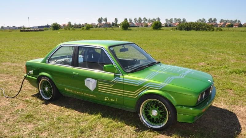 This Electric Bmw E30 Is Fast And Green