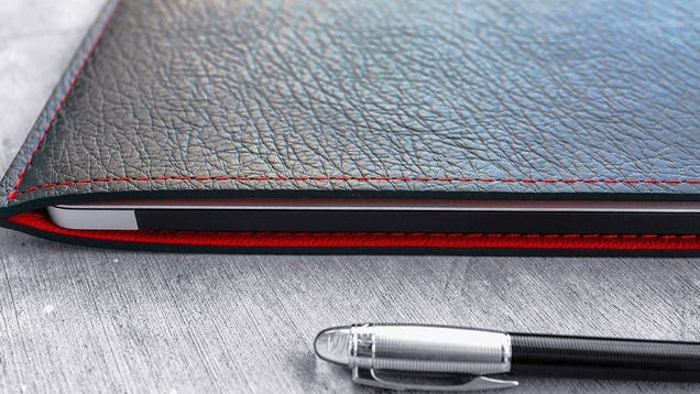 Give Your Laptop the Sleeve It Deserves For 15% Off