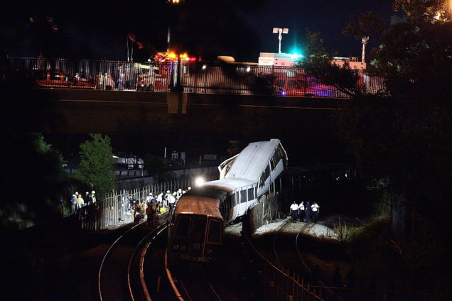 DC Metro Red Line Train Crash Leaves Nine Dead, 75 Injured