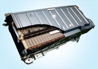 Illustration for article titled Key to Cheaper Lithium Ion Batteries Could Be Inside the Microwave