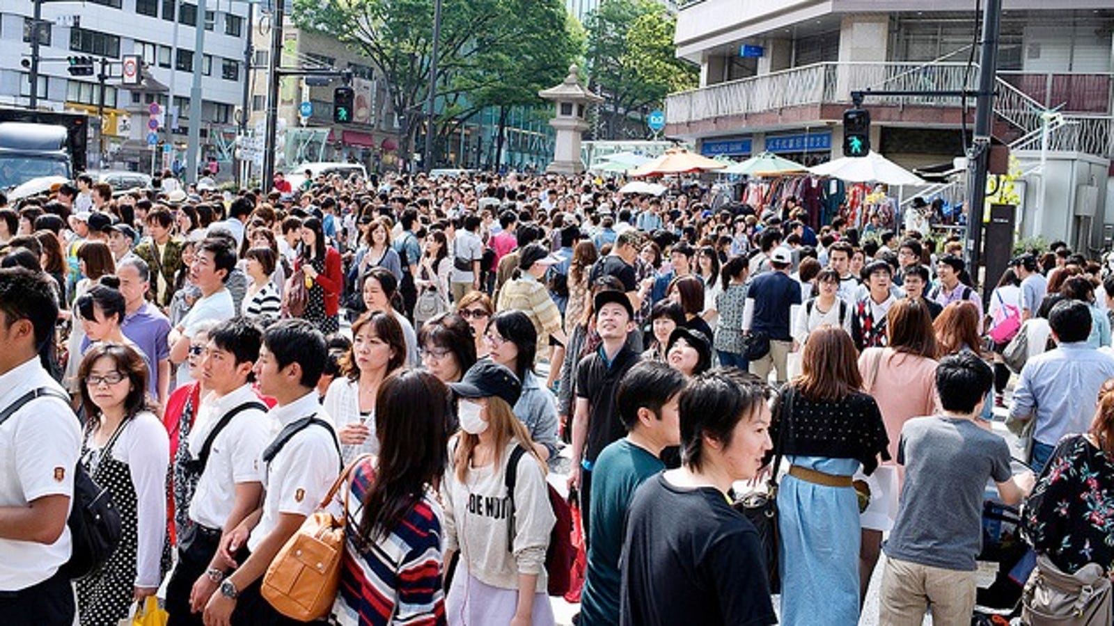 Crowded place. Golden week Japan. Crowded степени. Crowded 2 форма. Japanese public.