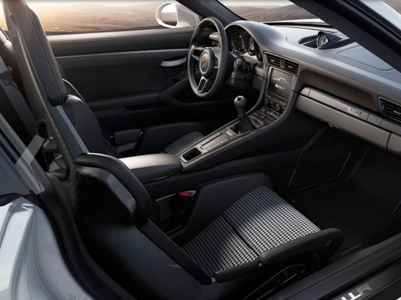 Hasil gambar untuk Porsche 911 Cabriolet 2017 interior