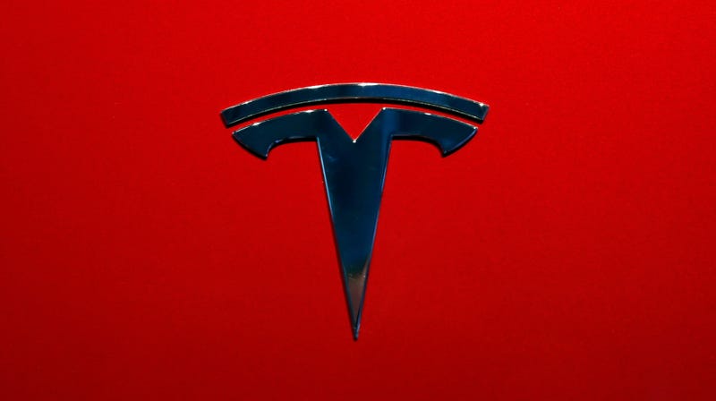 Illustration for article titled Tesla's Autopilot Was Engaged During Another Fatal Crash: Report