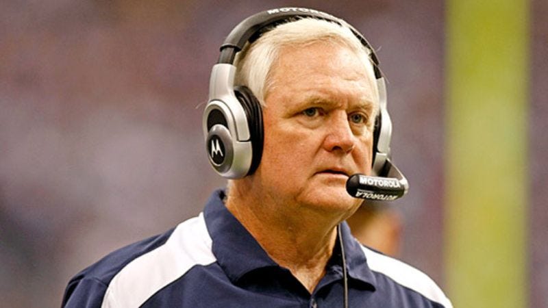 Illustration for article titled Wade Phillips Excited About Upcoming NFL Giraffe