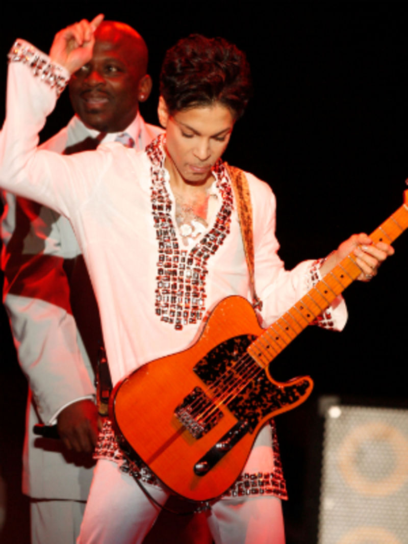 Illustration for article titled Prince and the Evolution: A Photo History