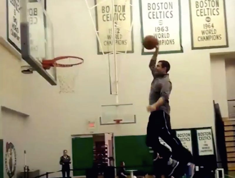 Illustration for article titled Celtics Coach Brad Stevens Can Dunk (With Help)