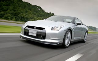 Illustration for article titled 2010 Nissan GT-R Runs 0-To-60 MPH In 3.3 Seconds, Unofficially