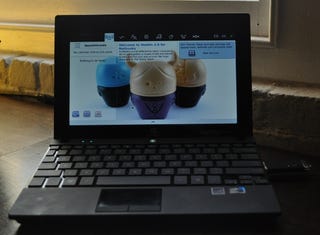 Illustration for article titled Hands-On With Moblin 2.1 OS: The Netbook Linux Anyone Can Master