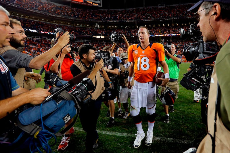 Illustration for article titled THIS GUY Is Back On Monday Night Football