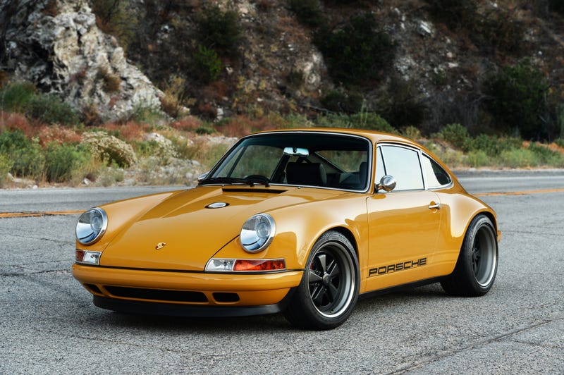 Drool All Over Yourselves At This Fantastically Orange Singer 911