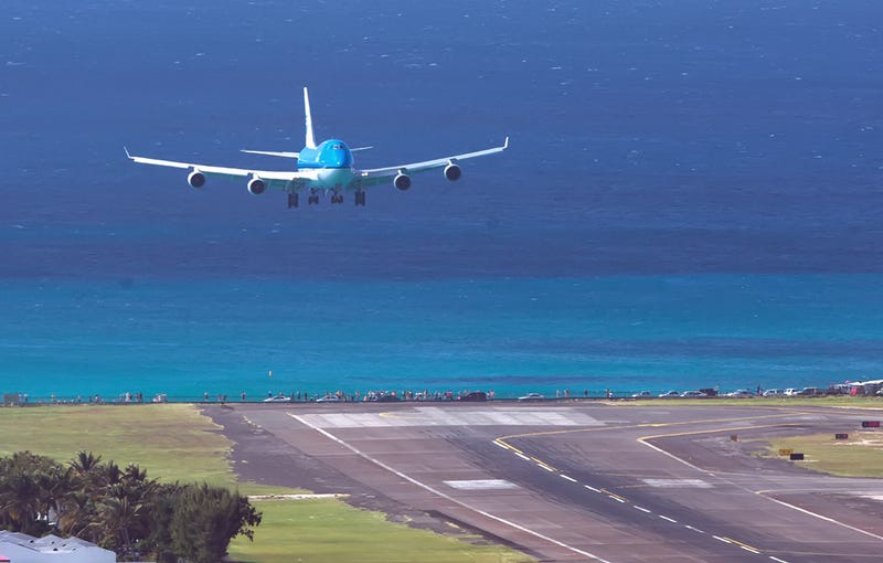 Resultado de imagen para Sint Maarten Boeing 747 last flight