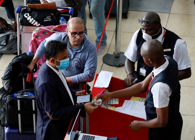 Emirates and other airlines may receive some of their $400 million trapped in Nigeria