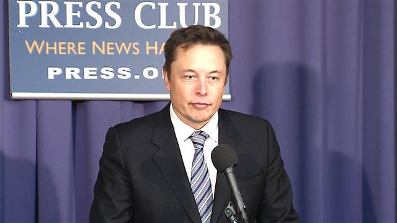 Elon Musk: SpaceX Will File Suit Against the U.S. Government