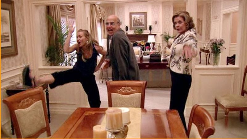 Illustration for article titled Quick! Watch a supercut of every Arrested Development chicken dance before you get sick of the show