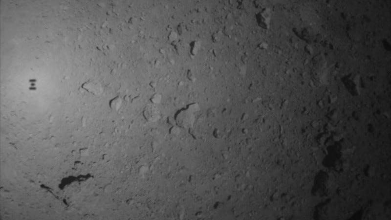 With Time Running Out, Hayabusa2 Spacecraft Fails to Drop Target Marker on Asteroid