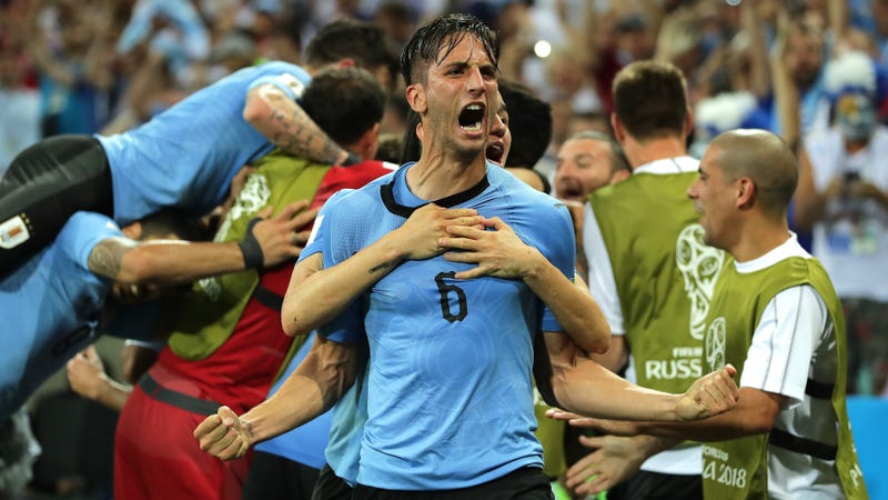 Illustration for article titled Edinson Cavani Leads The Shithouse Kings Of Uruguay To Victory Over Portugal