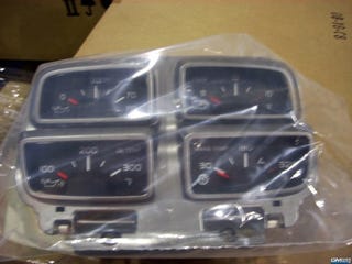 Illustration for article titled Torque Meter Toast For Production Chevy Camaro Gauge Cluster
