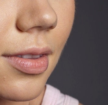 Illustration for article titled Estrogen May Promote Spread Of Oral Cancer In Women