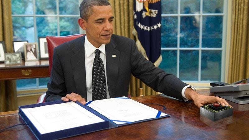 what is the red button on the presidents desk what is the red button on the presidents desk