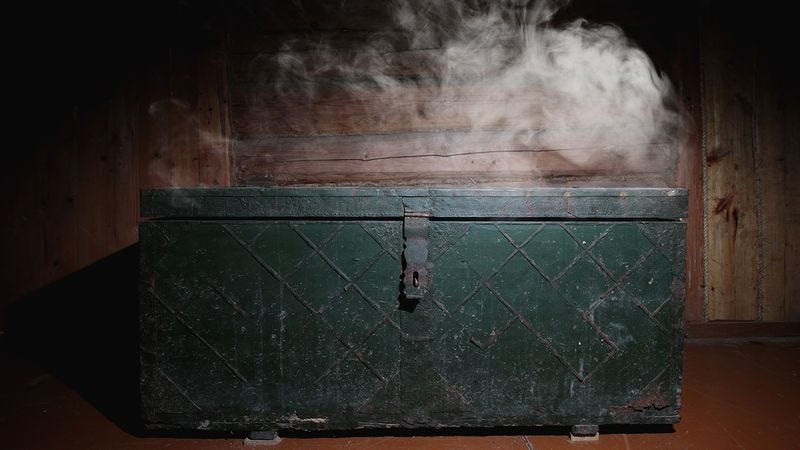 Illustration for article titled Another Unforced Error: Top Republicans Are Furious After Trump Bought A Rumbling Trunk From An Old Shop In Budapest