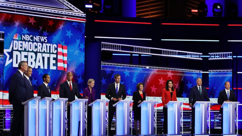 Illustration for article titled Highlights Of The Democratic Primary Debate Day 1