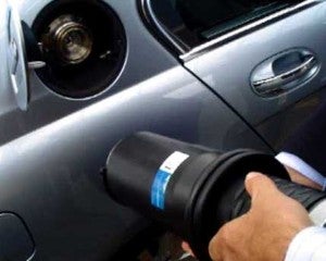 Illustration for article titled Fill 'er Up With High Test: Driving the BMW Hydrogen 7