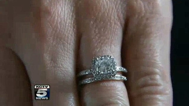 Woman gives engagement ring to homeless man