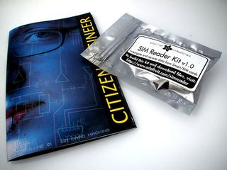 Illustration for article titled Citizen Engineer Releases a Comic All About SIM Hacking (and Tosses in a SIM Reader for Good Measure)