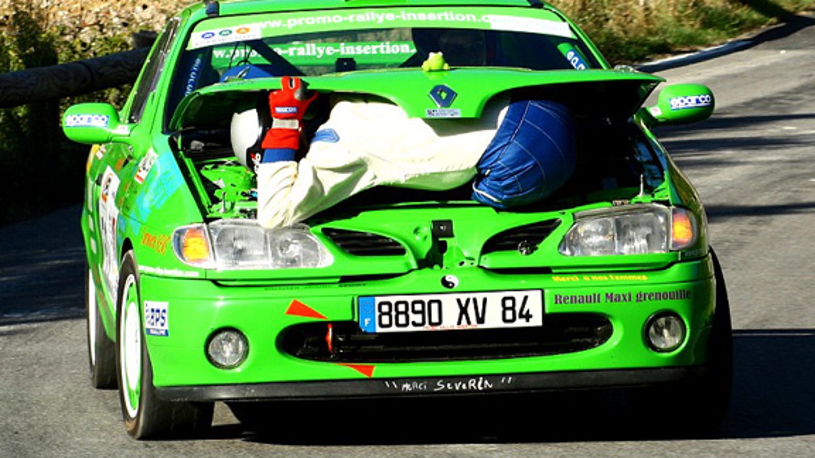 French Auto Mechanics Are Quite Dedicated