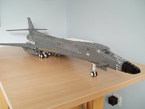 lego b1 bomber