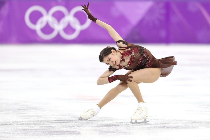 Illustration for article titled Evgenia Medvedeva Leaves Longtime Coach To Train With Brian Orser In Canada