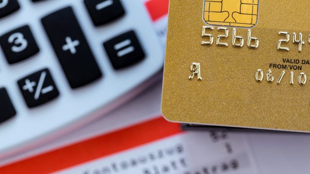 Don't Pay Credit Card Fees Just For the Cash Back Rewards