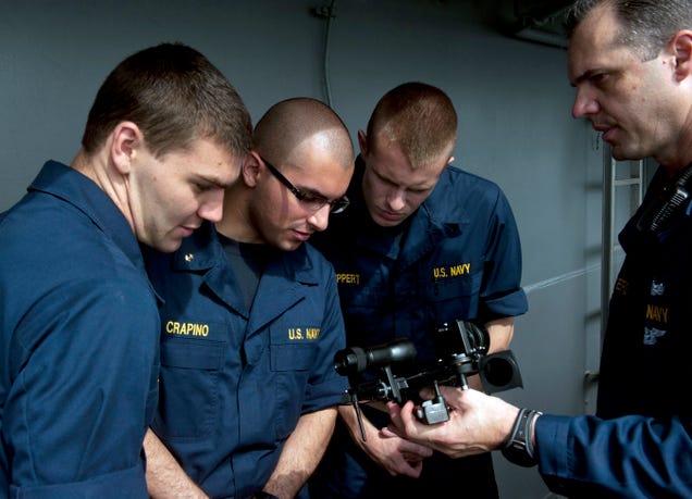 The Navy Is Teaching Celestial Navigation Again as a Backup Plan Against Hackers 