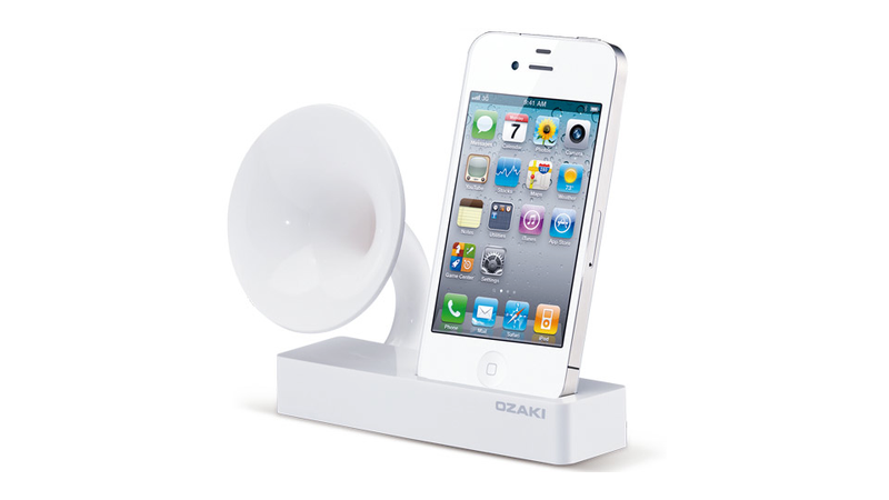 Illustration for article titled A Pint-Sized Gramophone Will Instantly Class Up any Phone