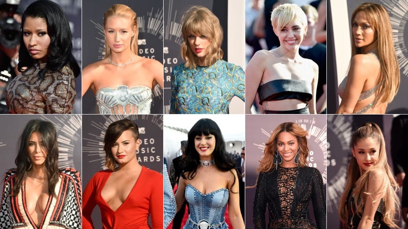 Illustration for article titled Glitter, Cleavage and Outlandish Outfits on the VMAs Red Carpet