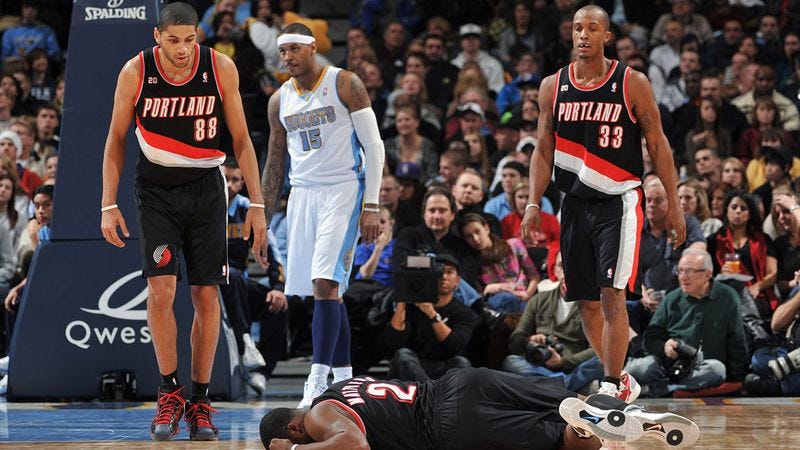 Illustration for article titled Trail Blazers Down To One Working Knee