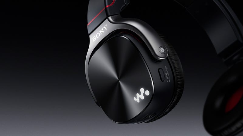 Illustration for article titled Sony's New Walkman: MP3 Player, Headphones, and Speakers in One