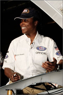 Illustration for article titled Grant, NASCAR Lawyers Kiss And Make Up