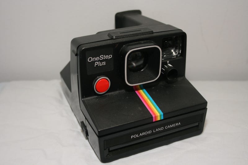 poaroid instant camera retro
